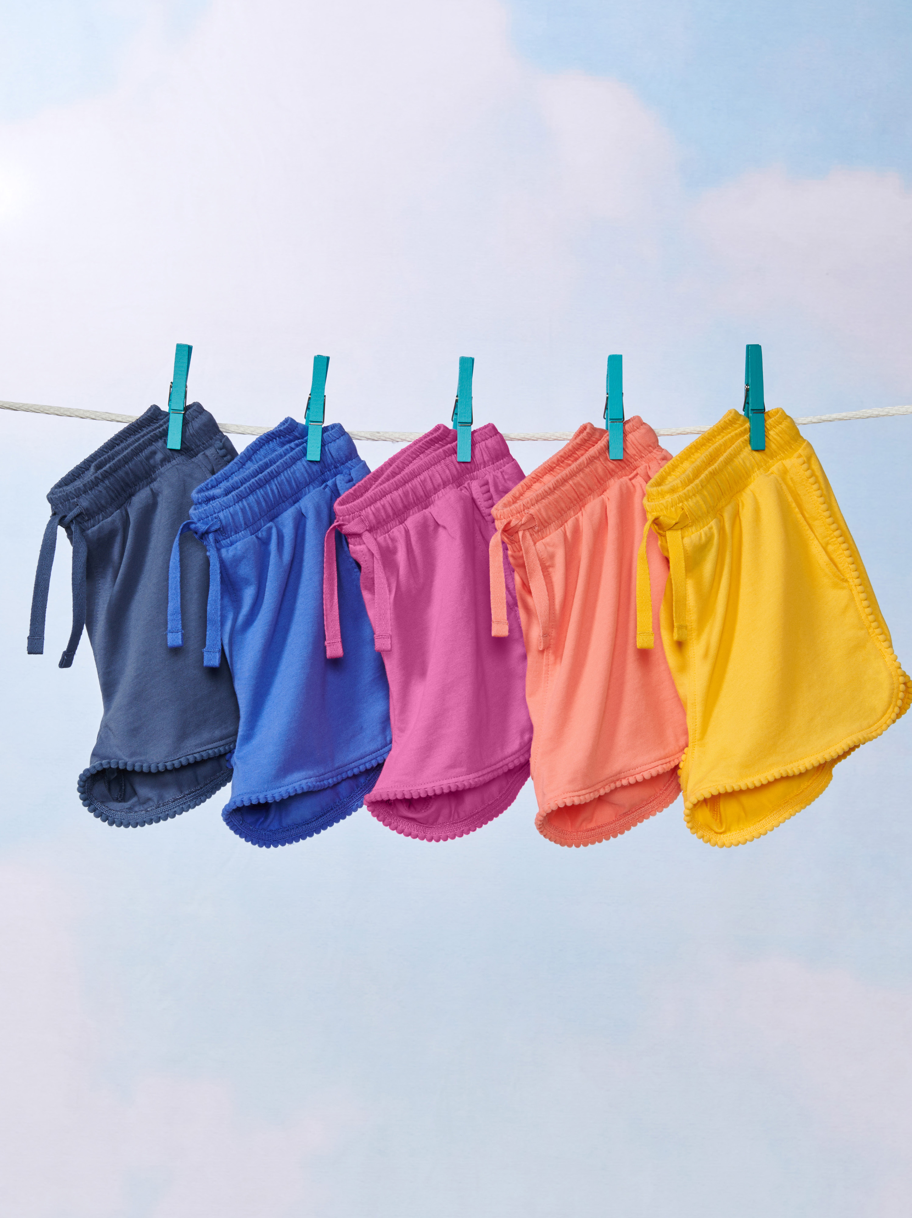 EVERYDAY SHORTS - SHAKE YOUR POM POMS main image 1