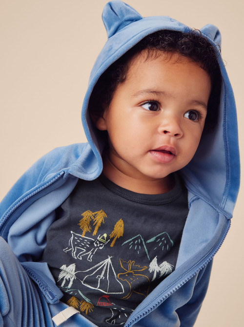 Baby wearing hoodie new arrivals